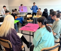 “FILOSOFIA IN SCENA”: APRO FORMAZIONE RACCONTA L’ADOLESCENZA TRA PENSIERO, EMOZIONI E PAROLE